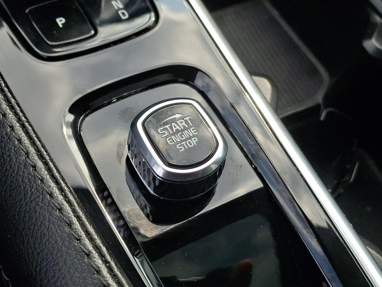 Volvo XC90  2023