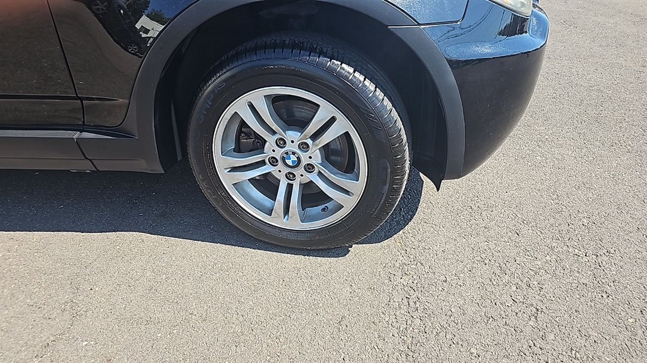BMW X3  2006 BMW X3  2006