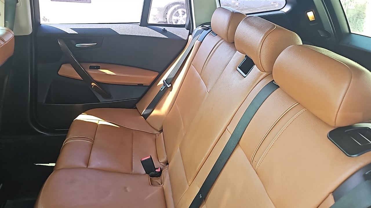 BMW X3  2006 BMW X3  2006