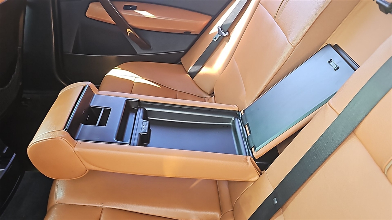 BMW X3  2006 BMW X3  2006