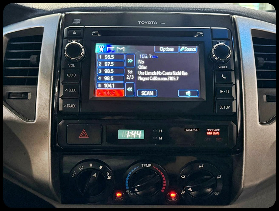 Toyota Tacoma Access Cab Auto 2WD 2013 Toyota Tacoma Access Cab Auto 2WD 2013
