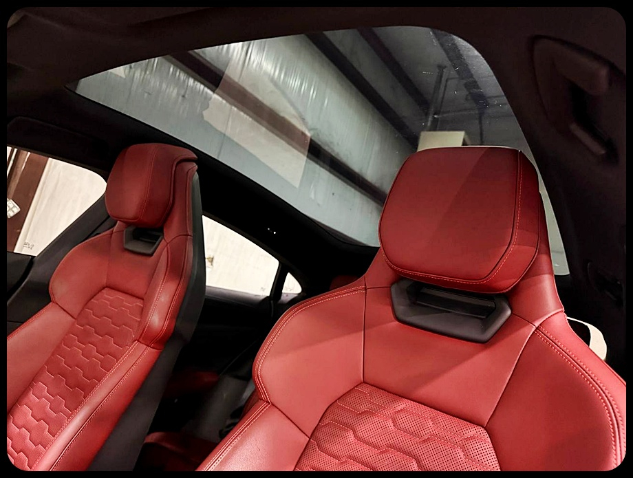 Audi e-tron GT Premium Plus quattro 2022 Audi e-tron GT Premium Plus quattro 2022