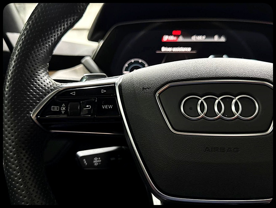 Audi e-tron GT Premium Plus quattro 2022 Audi e-tron GT Premium Plus quattro 2022