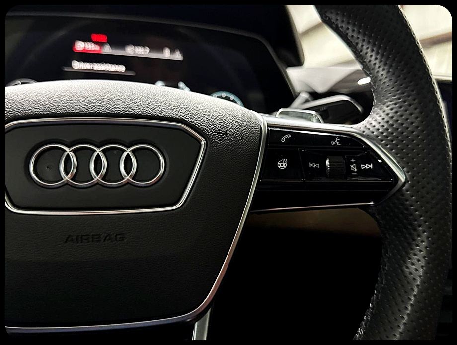 Audi e-tron GT Premium Plus quattro 2022 Audi e-tron GT Premium Plus quattro 2022