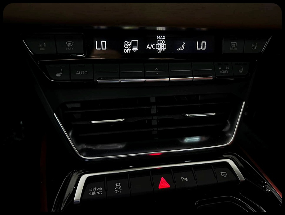Audi e-tron GT Premium Plus quattro 2022 Audi e-tron GT Premium Plus quattro 2022