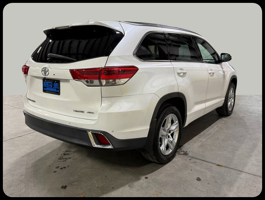 Toyota Highlander Limited AWD V6 2018 Toyota Highlander Limited AWD V6 2018