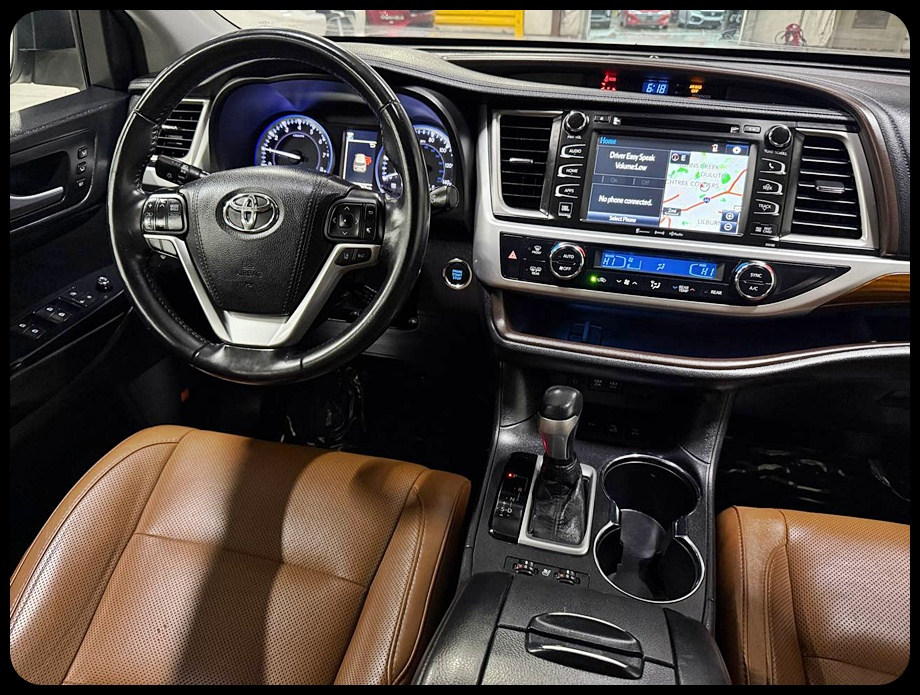Toyota Highlander Limited AWD V6 2018 Toyota Highlander Limited AWD V6 2018