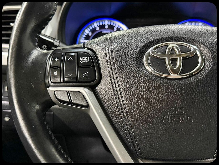 Toyota Highlander Limited AWD V6 2018 Toyota Highlander Limited AWD V6 2018