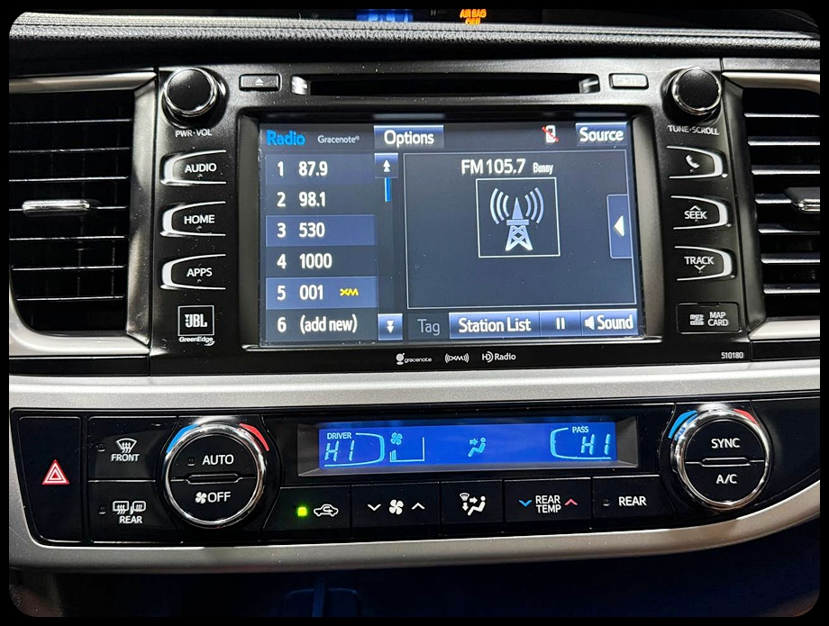 Toyota Highlander Limited AWD V6 2018 Toyota Highlander Limited AWD V6 2018