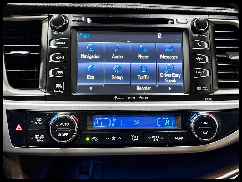 Toyota Highlander Limited AWD V6 2018 Toyota Highlander Limited AWD V6 2018