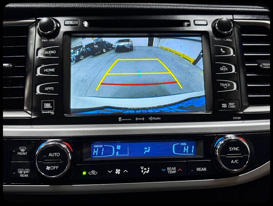 Toyota Highlander Limited AWD V6 2018 Toyota Highlander Limited AWD V6 2018