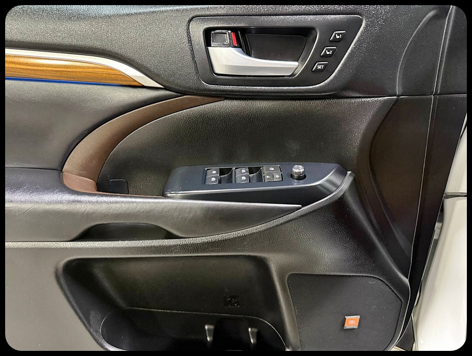 Toyota Highlander Limited AWD V6 2018 Toyota Highlander Limited AWD V6 2018