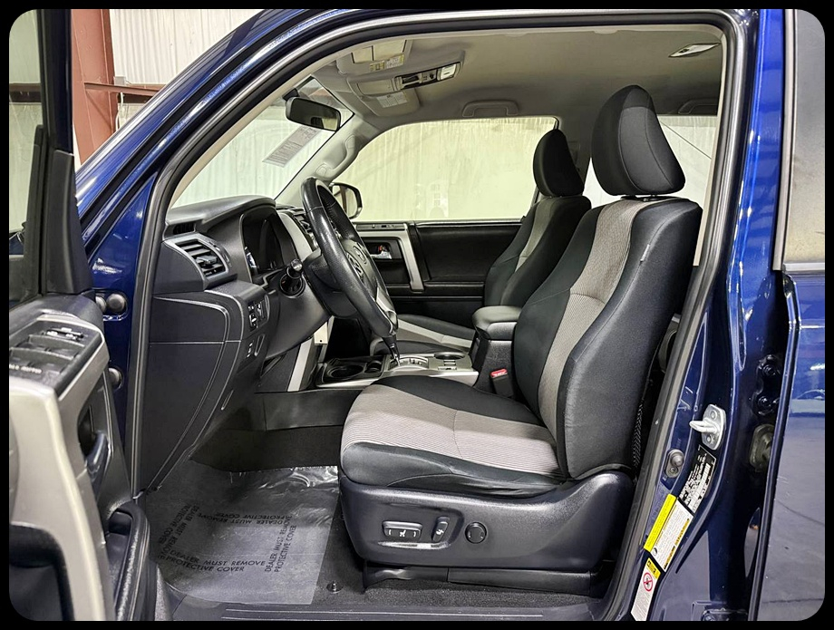 Toyota 4Runner SR5 2WD 2015