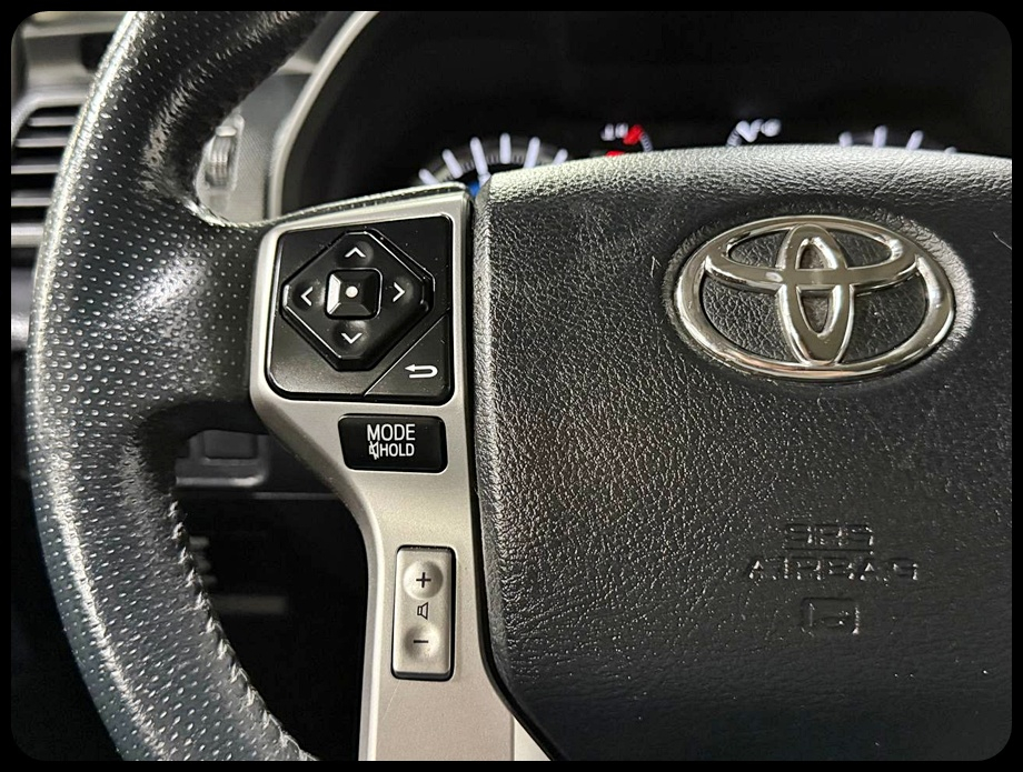 Toyota 4Runner SR5 2WD 2015