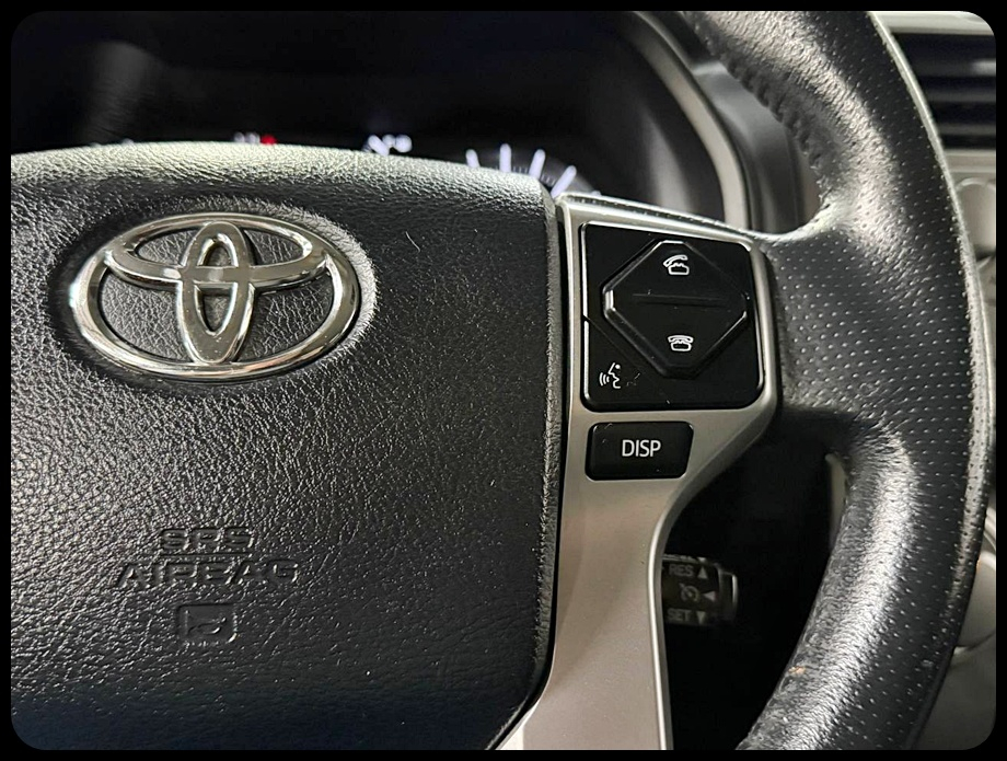 Toyota 4Runner SR5 2WD 2015