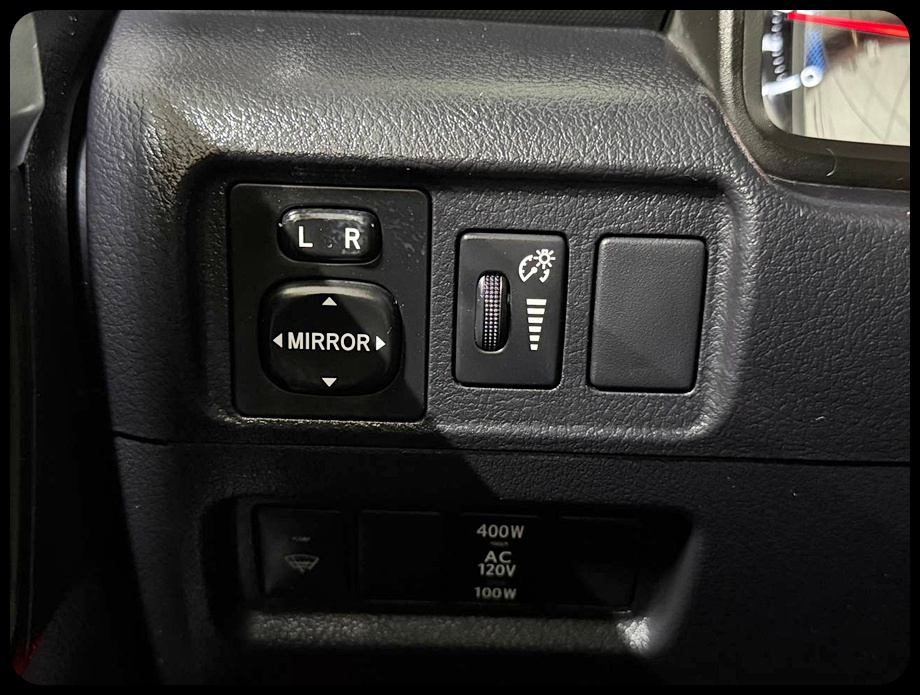 Toyota 4Runner SR5 4WD 2018 Toyota 4Runner SR5 4WD 2018