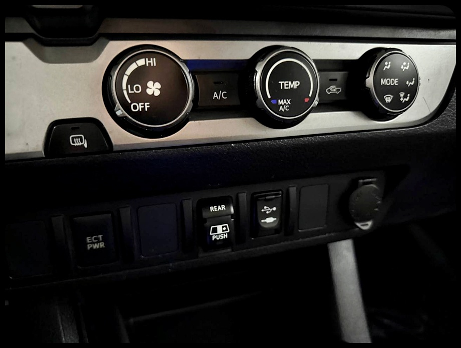 Toyota Tacoma SR5 Double Cab Long Bed V6 6AT 2WD 2019