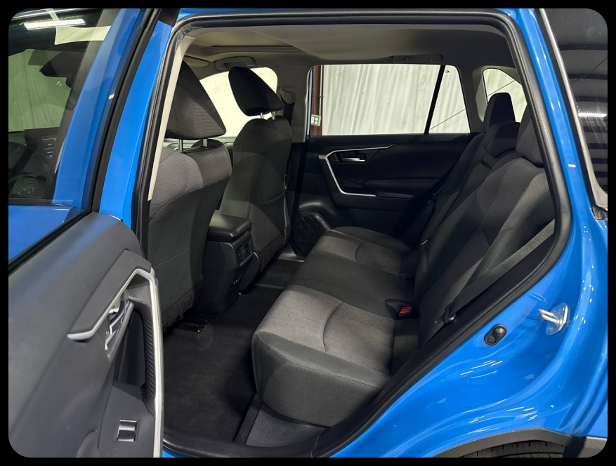 Toyota RAV4 XLE AWD 2019