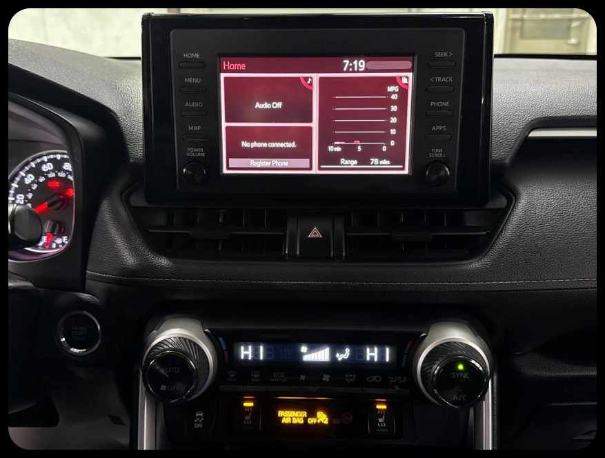 Toyota RAV4 XLE AWD 2019