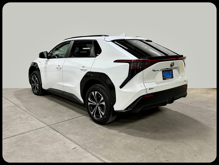 Toyota BZ4X XLE AWD 2024