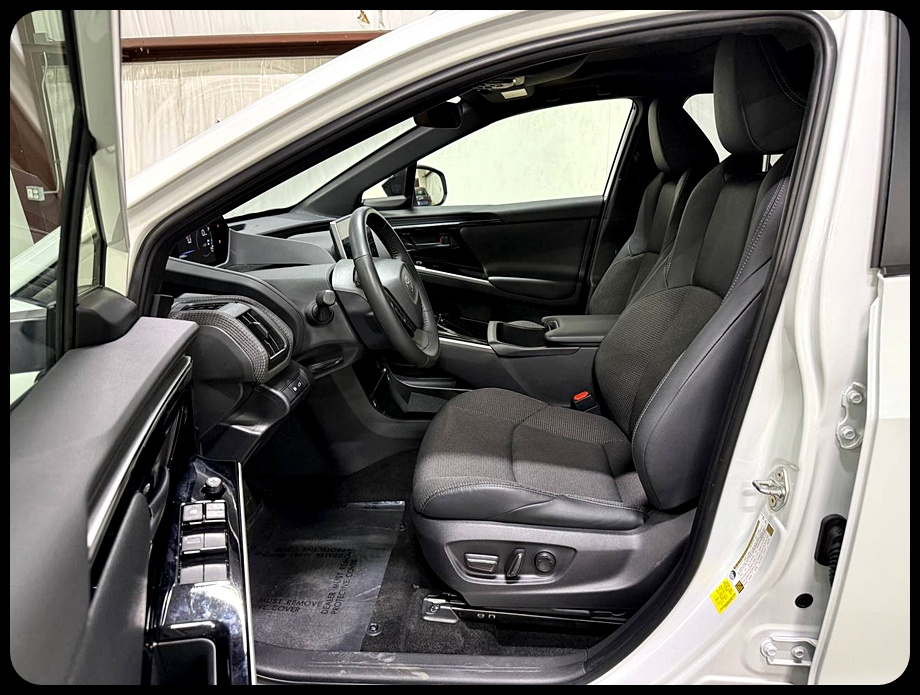 Toyota BZ4X XLE AWD 2024