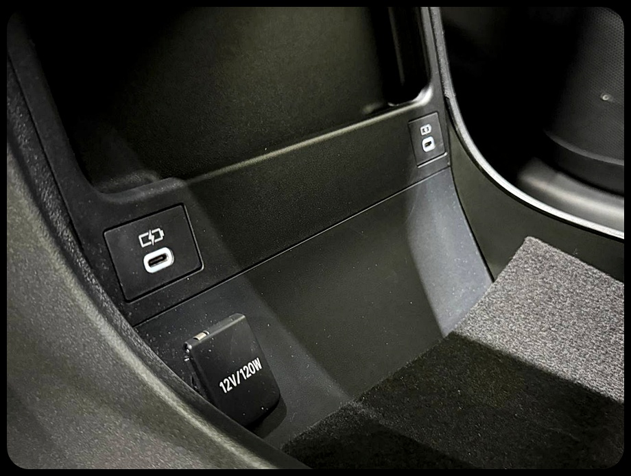 Toyota BZ4X XLE AWD 2024