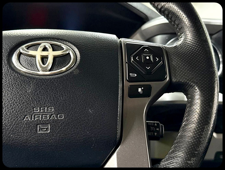 Toyota Tacoma SR5 Double Cab Long Bed V6 6AT 2WD 2017