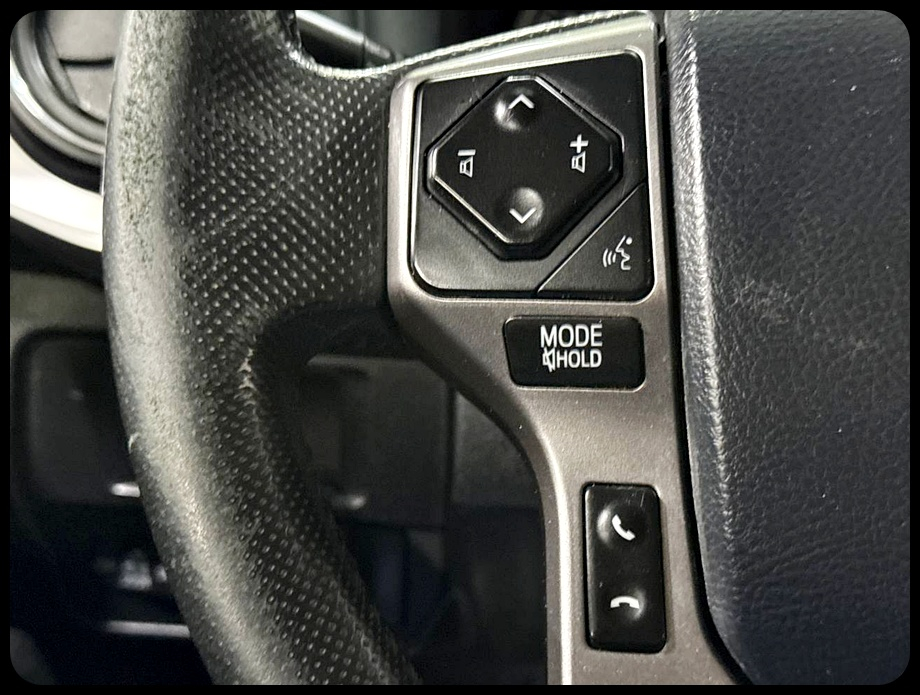 Toyota Tacoma SR5 Double Cab Long Bed V6 6AT 2WD 2017