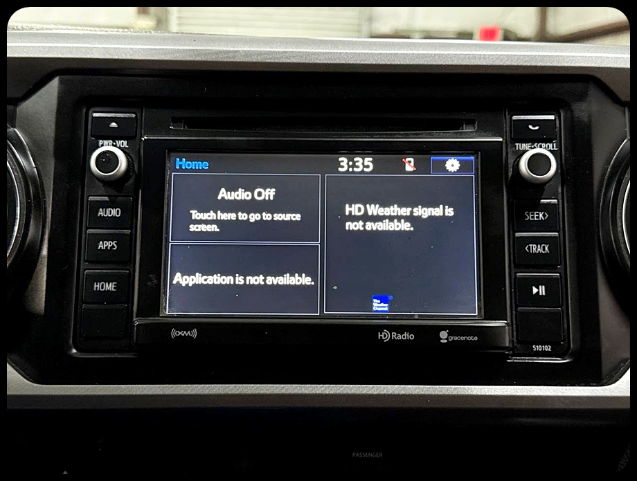 Toyota Tacoma SR5 Double Cab Long Bed V6 6AT 2WD 2017