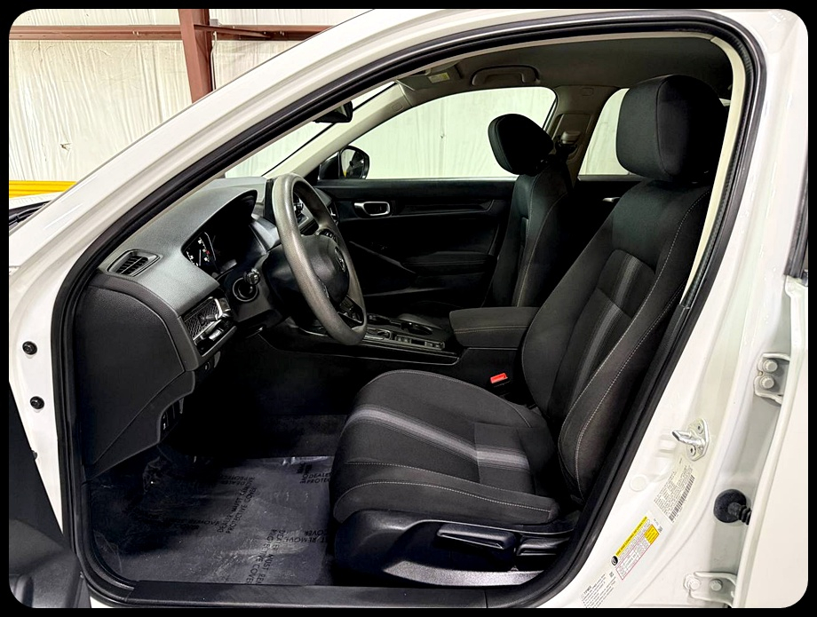 Honda Civic LX Hatchback 2024