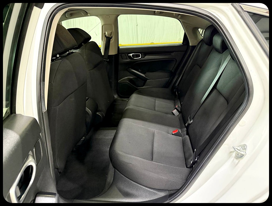 Honda Civic LX Hatchback 2024