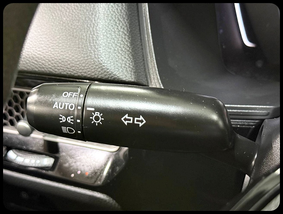 Honda Civic LX Hatchback 2024