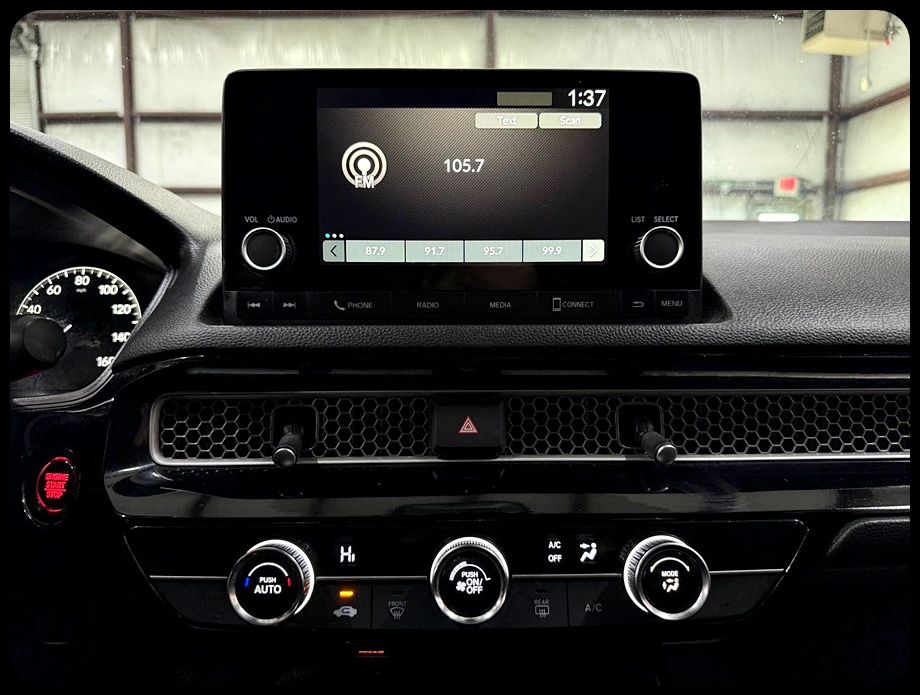 Honda Civic LX Hatchback 2024