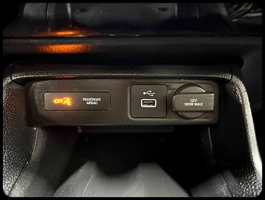 Honda Civic LX Hatchback 2024