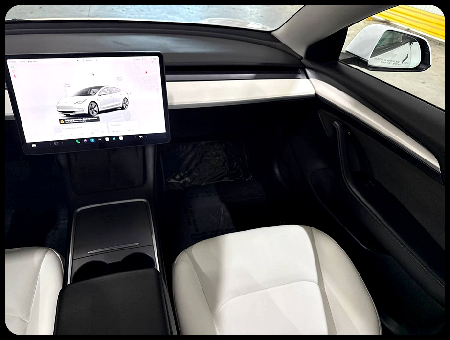 Tesla Model 3 Standard Range Plus 2022