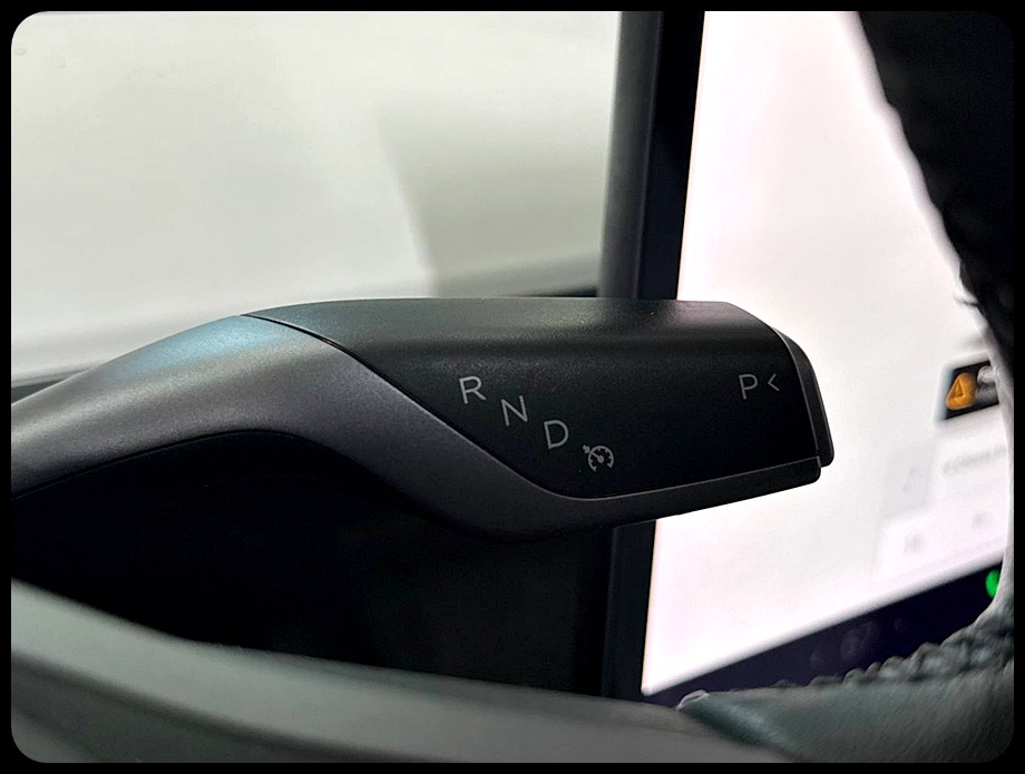 Tesla Model 3 Standard Range Plus 2022