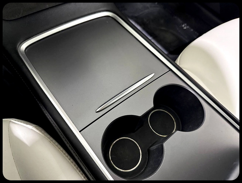 Tesla Model 3 Standard Range Plus 2022