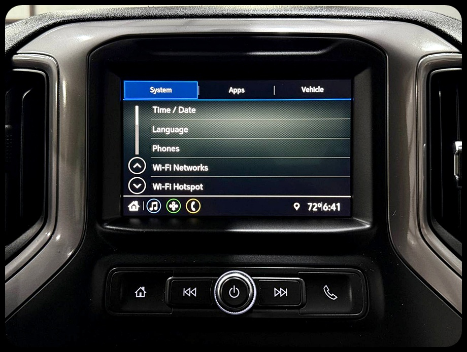 Chevrolet Silverado 2500HD Work Truck Crew Cab Short Box 2WD 2022