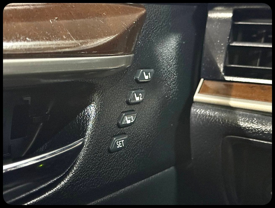 Lexus ES 350 Sedan 2016