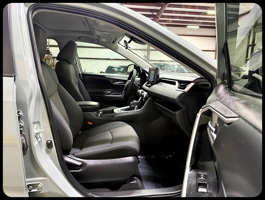 Toyota RAV4 XLE 2019