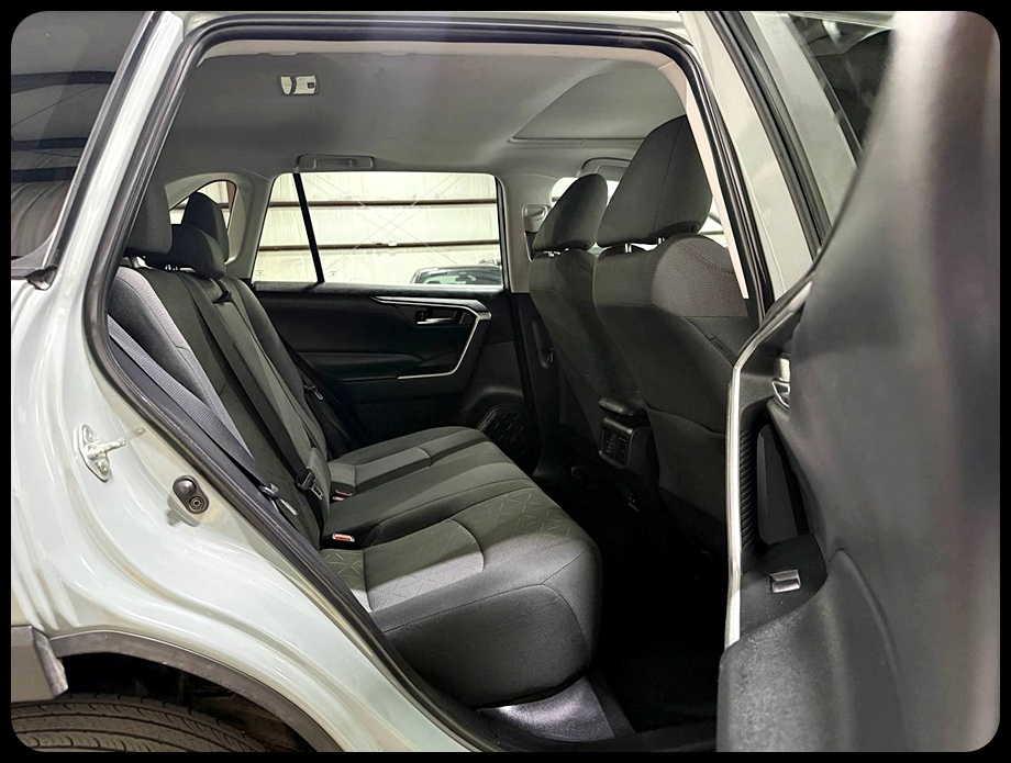 Toyota RAV4 XLE 2019