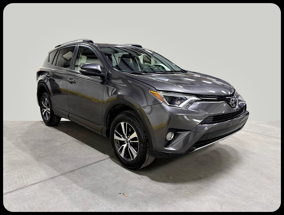 Toyota RAV4 XLE FWD 2018