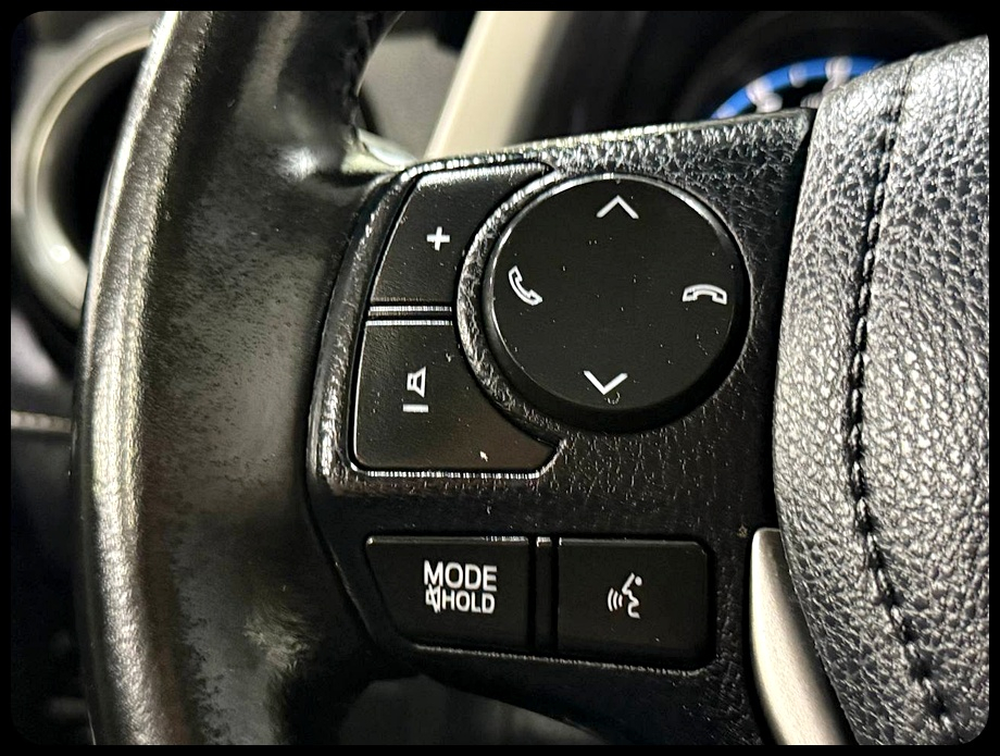 Toyota RAV4 XLE FWD 2018