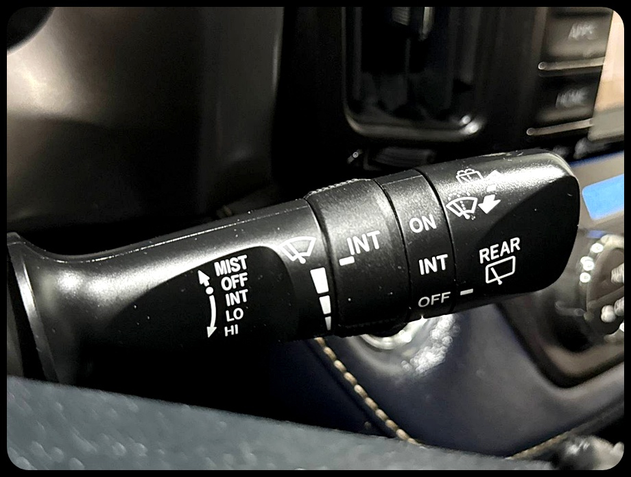 Toyota RAV4 XLE FWD 2018