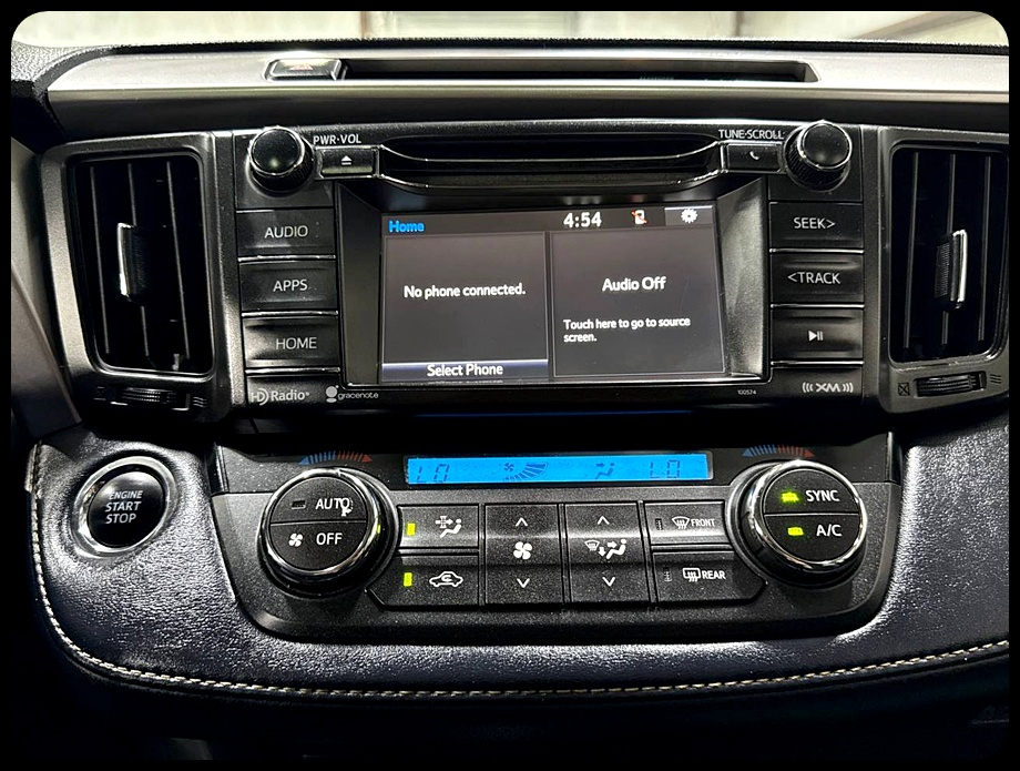 Toyota RAV4 XLE FWD 2018