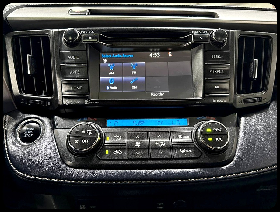 Toyota RAV4 XLE FWD 2018