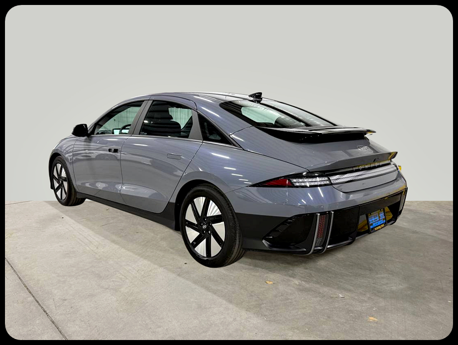 Hyundai Ioniq 6  2023