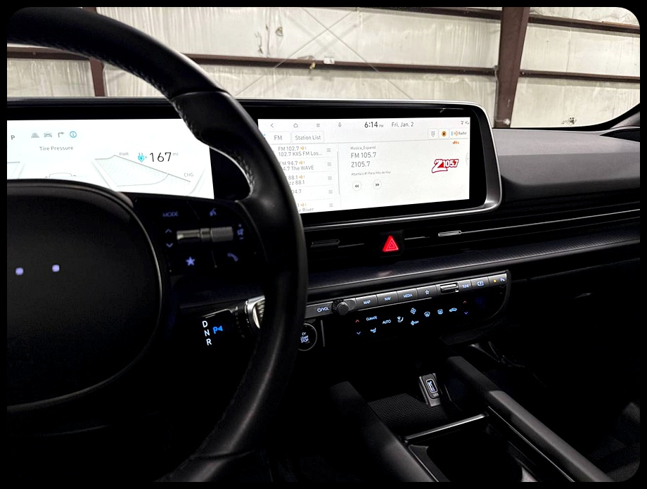 Hyundai Ioniq 6  2023