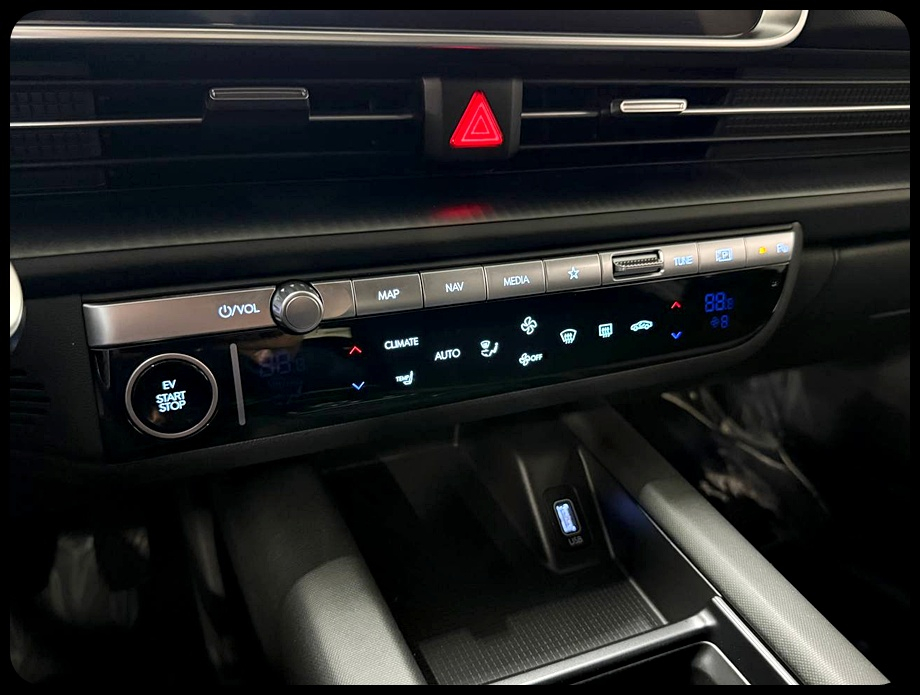 Hyundai Ioniq 6  2023