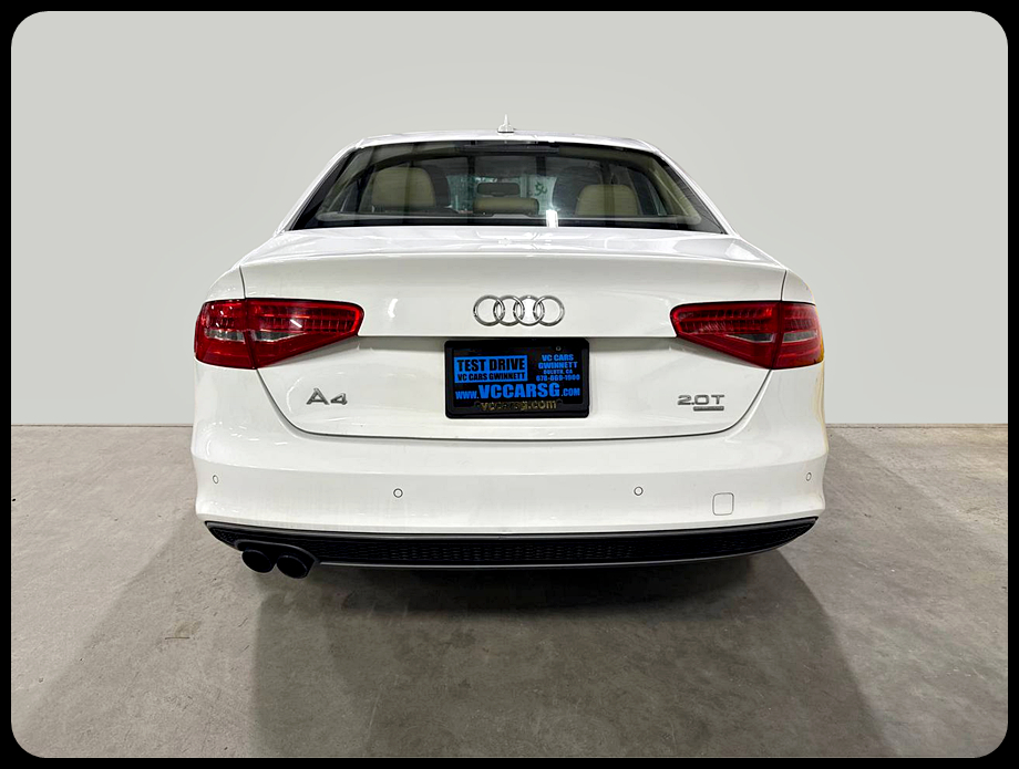 Audi A4 2.0T Sedan quattro Tiptronic 2014